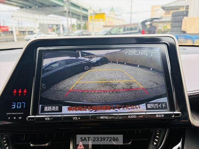 Toyota C-HR 2017-05 7216013-5