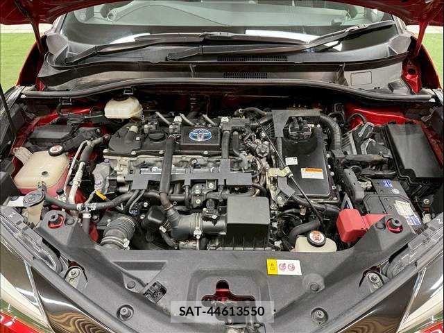 Toyota C-HR 2019-11 7216046-14