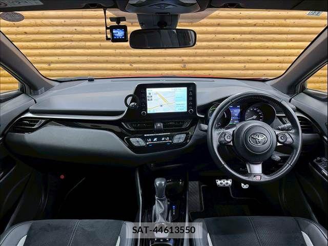 Toyota C-HR 2019-11 7216046-2