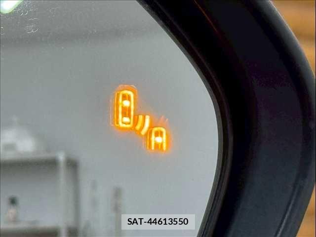 Toyota C-HR 2019-11 7216046-7