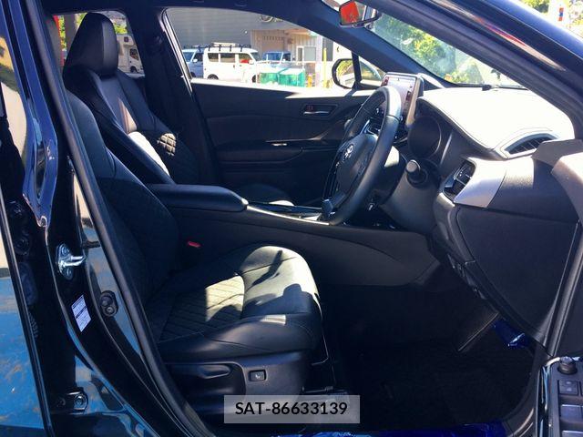 Toyota C-HR 2020-08 7216054-17