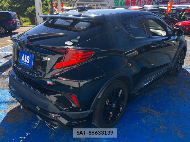 Toyota C-HR 2020-08 7216054-6