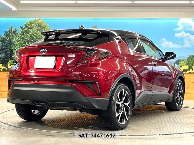 Toyota C-HR 2018-01 7216022-16