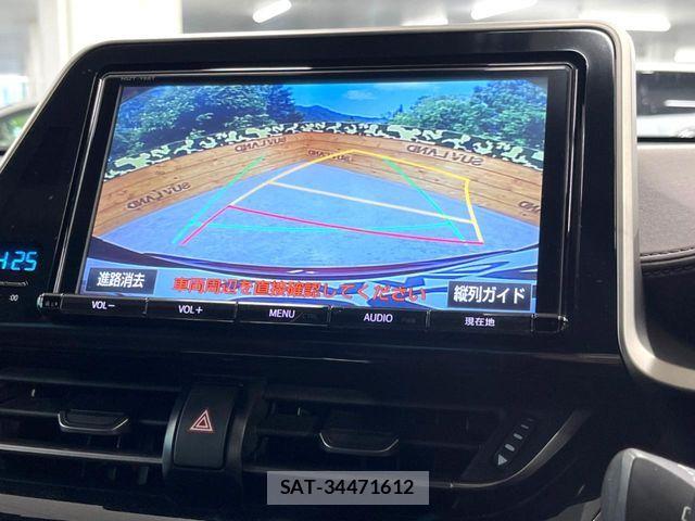 Toyota C-HR 2018-01 7216022-3