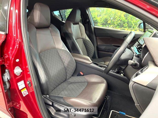 Toyota C-HR 2018-01 7216022-7