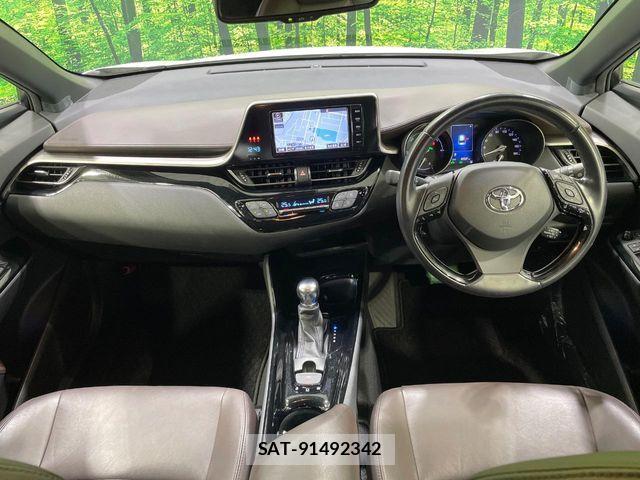 Toyota C-HR 2017-07 7216010-3