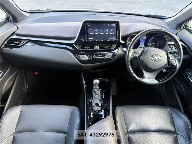 Toyota C-HR 2017-07 7216019-2