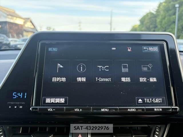 Toyota C-HR 2017-07 7216019-3