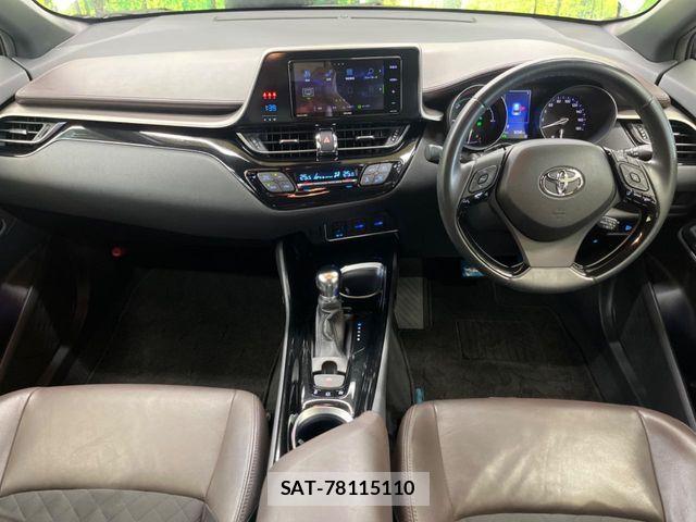 Toyota C-HR 2017-03 7216003-1