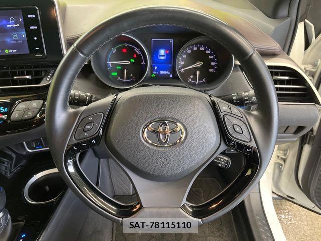 Toyota C-HR 2017-03 7216003-4