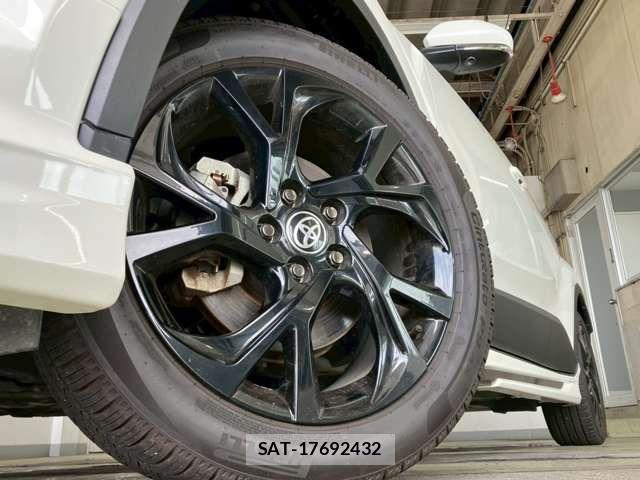 Toyota C-HR 2021-03 7216053-10