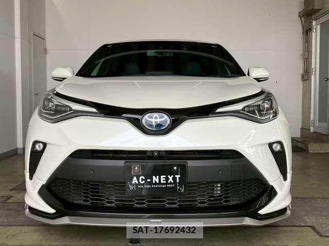 Toyota C-HR 2021-03 7216053-11