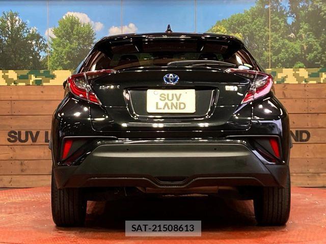 Toyota C-HR 2017-04 7216007-14