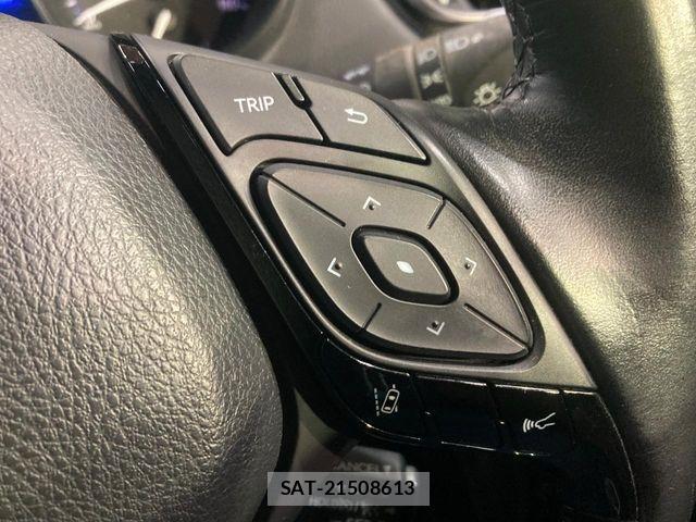 Toyota C-HR 2017-04 7216007-4