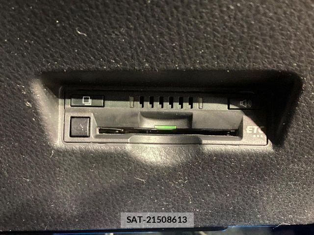 Toyota C-HR 2017-04 7216007-5