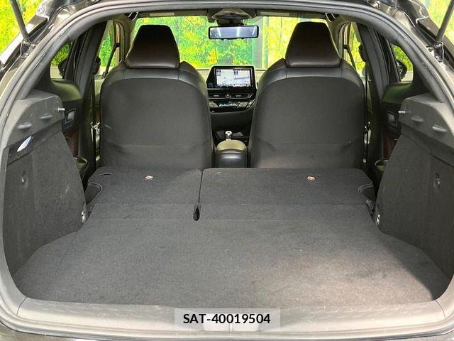 Toyota C-HR 2017-01 7215997-9
