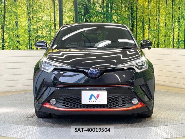 Toyota C-HR 2017-01 7215997-13