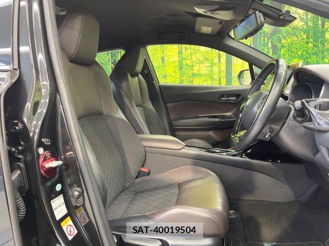 Toyota C-HR 2017-01 7215997-7