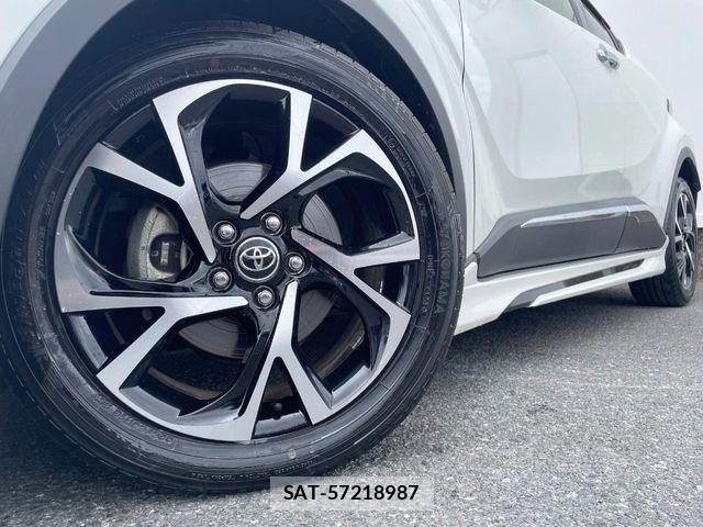 Toyota C-HR 2018-05 7216025-12