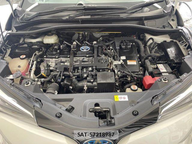 Toyota C-HR 2018-05 7216025-17