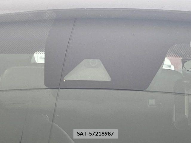 Toyota C-HR 2018-05 7216025-4