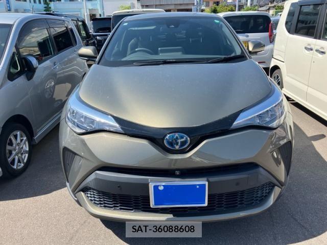 Toyota C-HR 2019-11 7216048-0