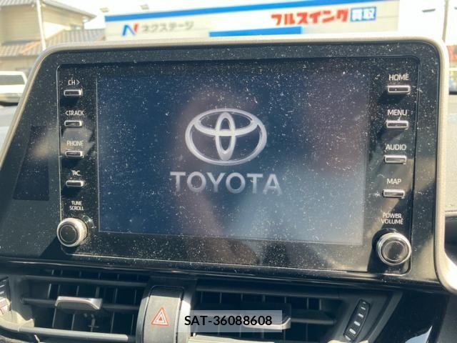 Toyota C-HR 2019-11 7216048-7