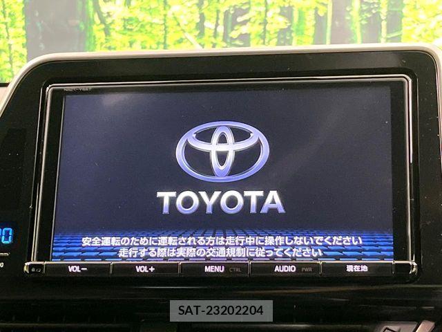 Toyota C-HR 2018-02 7216024-2