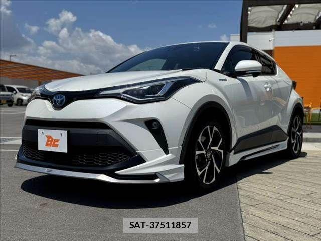 Toyota C-HR 2019-11 7216047-9