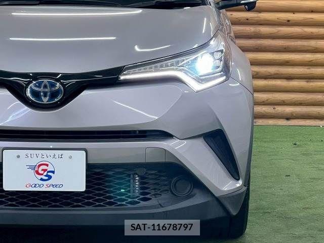 Toyota C-HR 2018-10 7216036-10