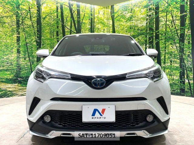 Toyota C-HR 2017-01 7216002-13