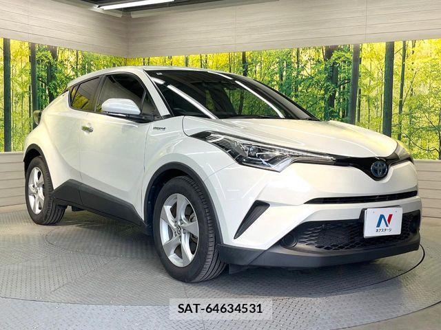 Toyota C-HR 2018-05 7216030-15