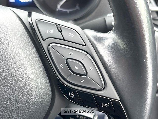 Toyota C-HR 2018-05 7216030-4