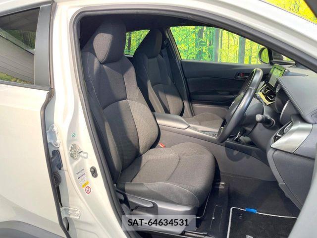 Toyota C-HR 2018-05 7216030-7