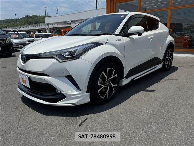 Toyota C-HR 2017-07 7216016-9