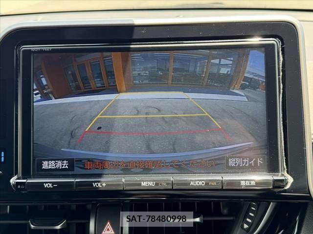 Toyota C-HR 2017-07 7216016-21