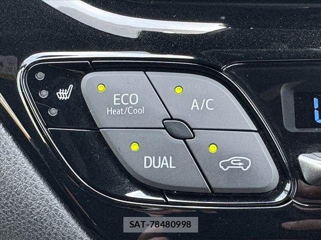 Toyota C-HR 2017-07 7216016-24