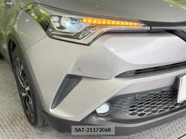 Toyota C-HR 2019-01 7216041-11