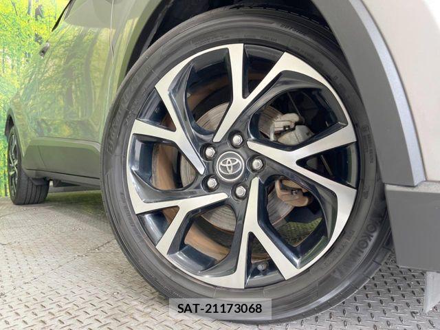 Toyota C-HR 2019-01 7216041-12