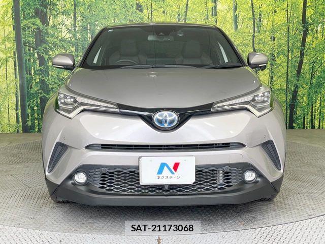Toyota C-HR 2019-01 7216041-13
