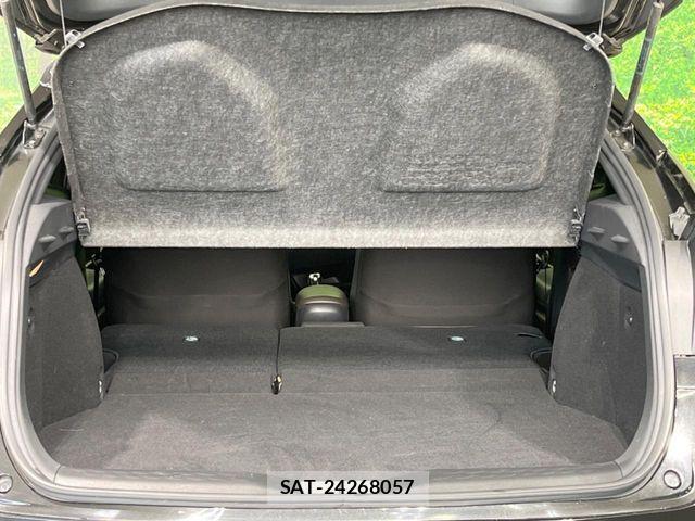 Toyota C-HR 2018-03 7216027-9
