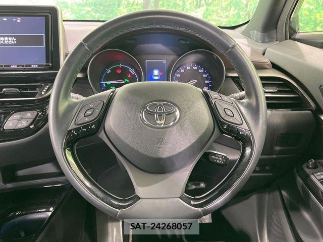 Toyota C-HR 2018-03 7216027-10