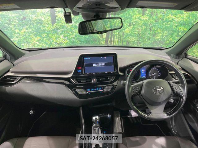 Toyota C-HR 2018-03 7216027-1