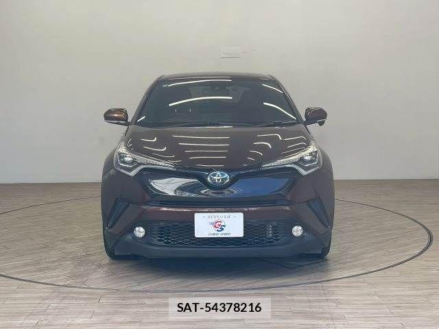 Toyota C-HR 2016-12 7216001-13