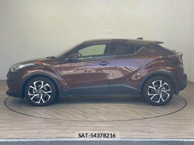 Toyota C-HR 2016-12 7216001-15