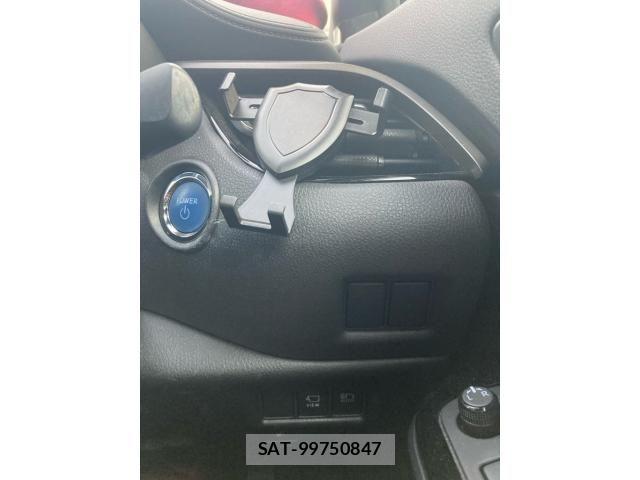 Toyota C-HR 2023-06 7216062-11