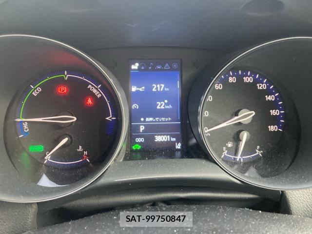 Toyota C-HR 2023-06 7216062-14
