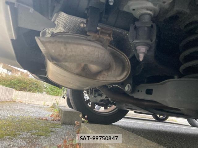 Toyota C-HR 2023-06 7216062-4