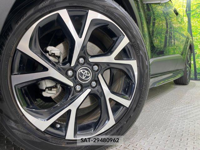 Toyota C-HR 2018-12 7216033-12
