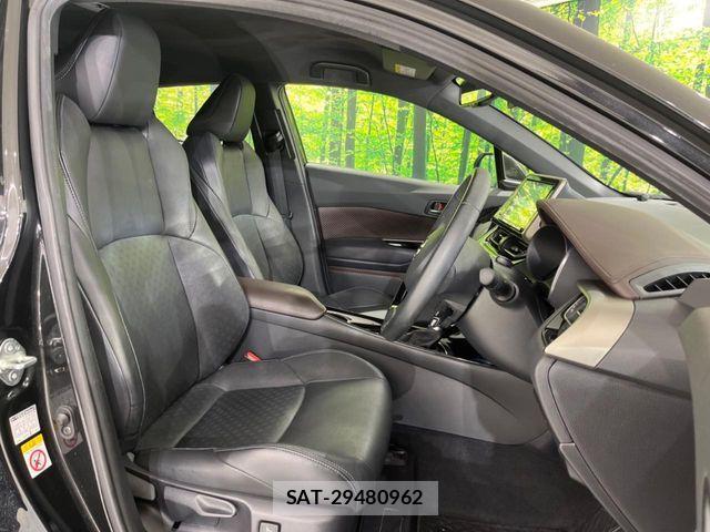 Toyota C-HR 2018-12 7216033-7